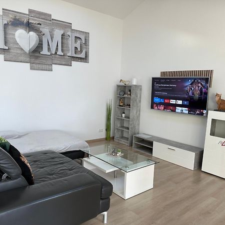 Grosse Ferienwohnung Gaestehaus Neubau Merzig 120M2 外观 照片