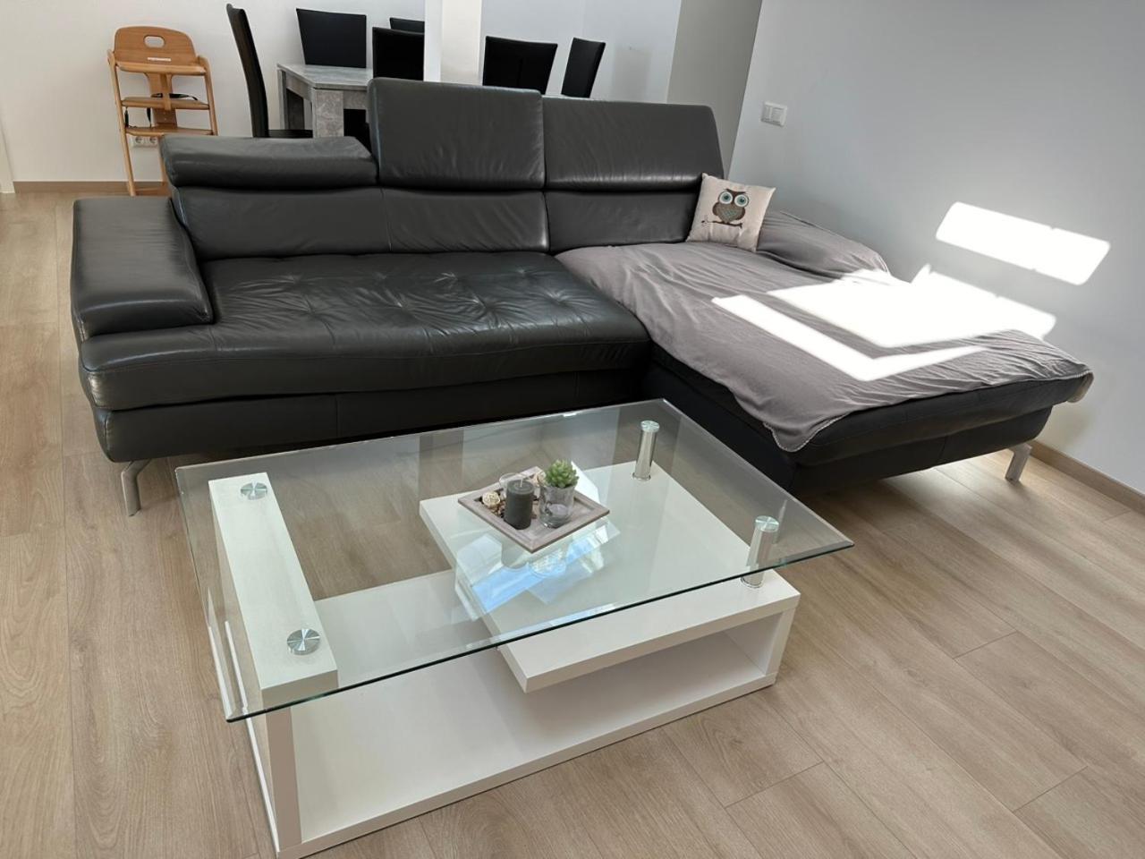 Grosse Ferienwohnung Gaestehaus Neubau Merzig 120M2 外观 照片