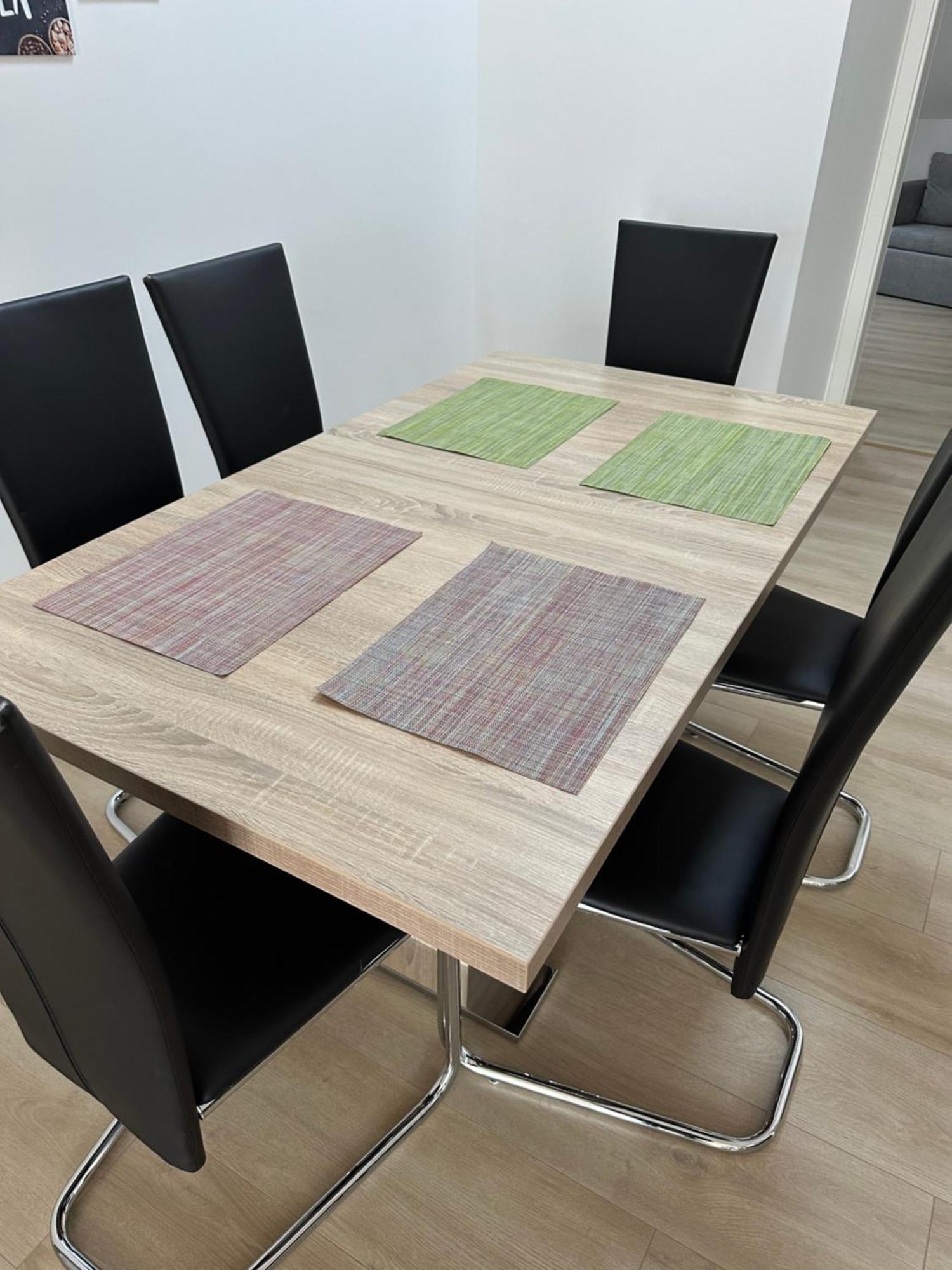 Grosse Ferienwohnung Gaestehaus Neubau Merzig 120M2 外观 照片